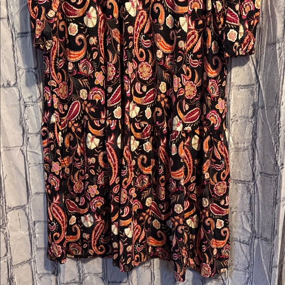 Loft Women’s Paisley Print Long Sleeve Dress - Picture 4 of 9